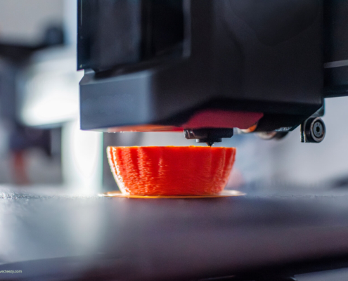 Additive Fertigungstechnik – schichtweises Aufbauen eines Bauteils